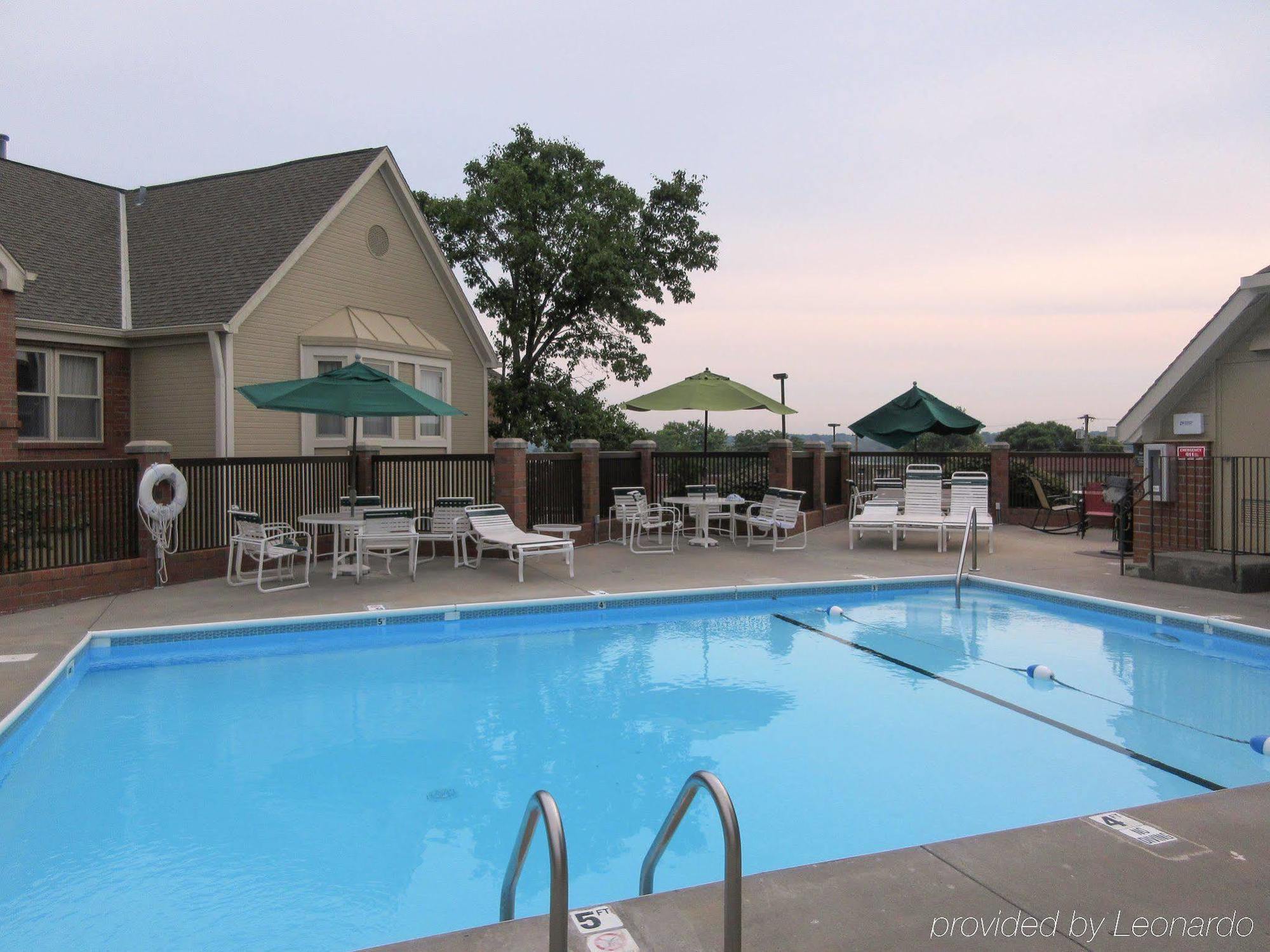 Suburban Extended Stay Hotel Omaha Exterior foto