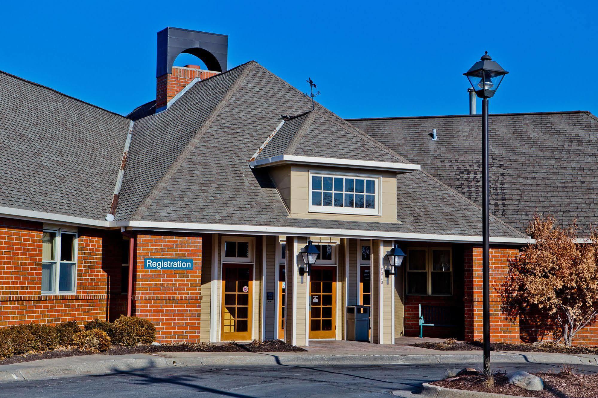 Suburban Extended Stay Hotel Omaha Exterior foto